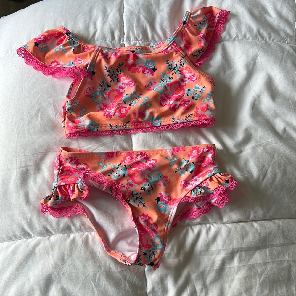 Girls 2 piece swimwear